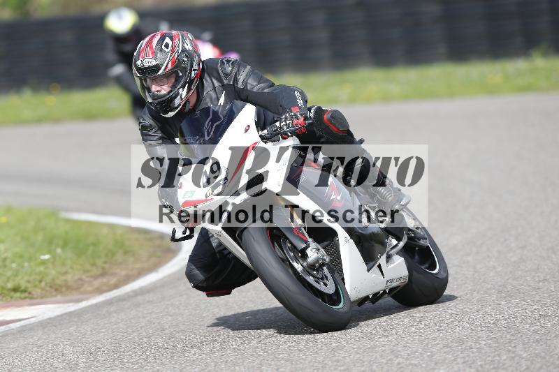 /Archiv-2025/53 16.09.2025 Track Day Domi Aegerter ADR/Gruppe gruen/49